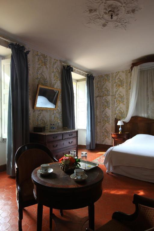 Chateau De Saint Martin Taradeau Oda fotoğraf