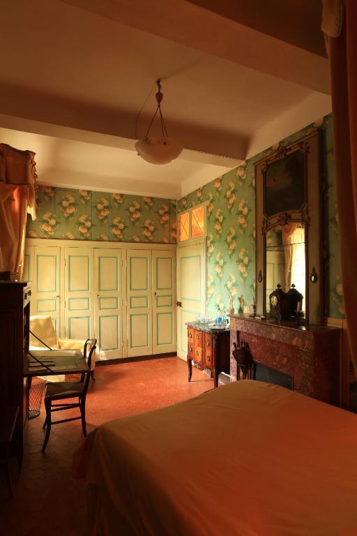 Chateau De Saint Martin Taradeau Oda fotoğraf